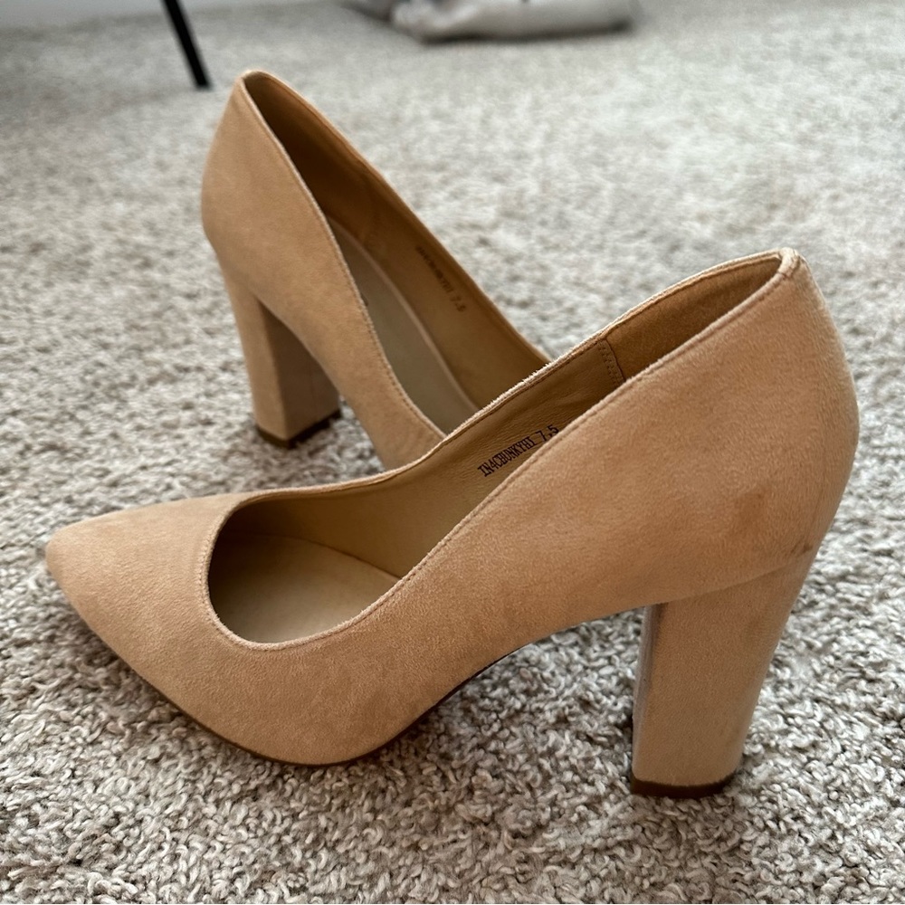 IDIFU Nude Suede Block Heel Pumps, Size 7.5